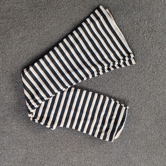 L&T|| BNWT|| Horizontal striped FLARE PANTS Size 10 - Picture 6 of 7